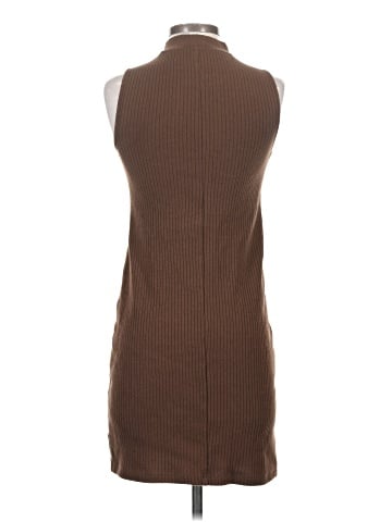 Old Navy Casual Dress (view 2)