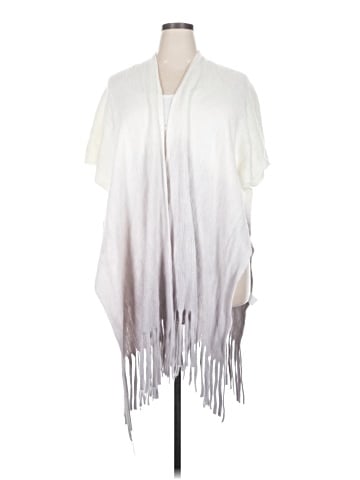 Amaryllis Poncho (view 1)