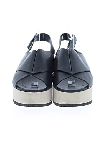 Vince. Sandals (view 2)
