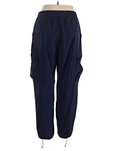 Columbia Cargo Pants (view 2)