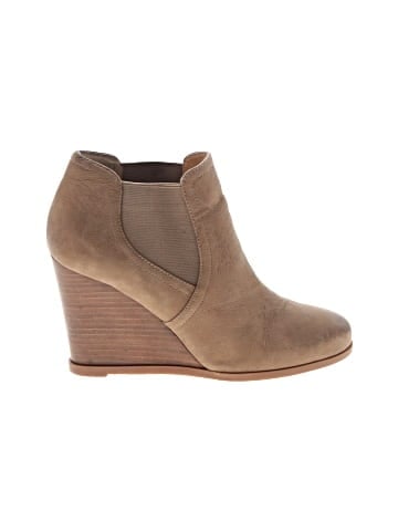 Audrey Brooke Wedges (view 1)