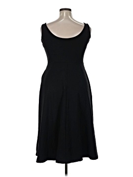 Used Cocktail Dresses For A Party On Sale Up To 90% Off