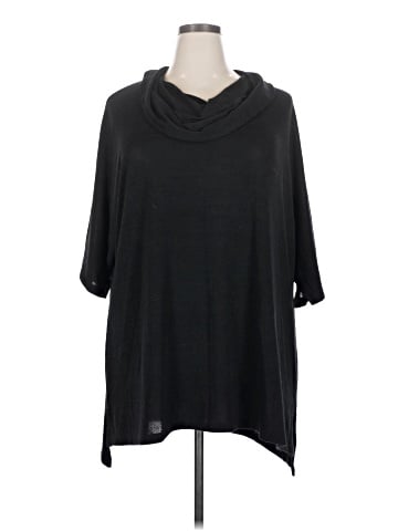 Catherines Poncho (view 1)