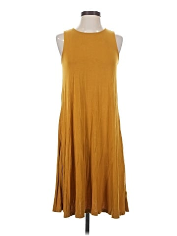 Old Navy Casual Dress (view 1)