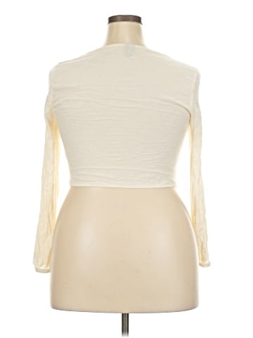Wild Fable 3/4 Sleeve Blouse (view 2)
