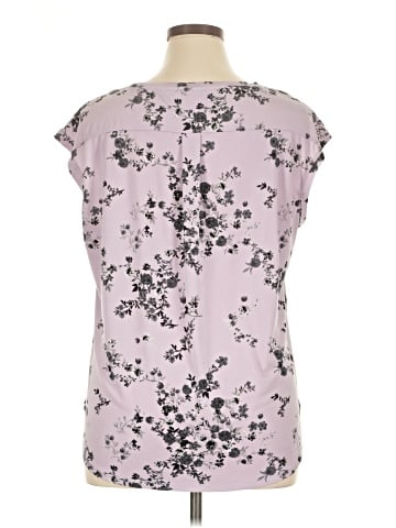 Elle Sleeveless T-Shirt (view 2)