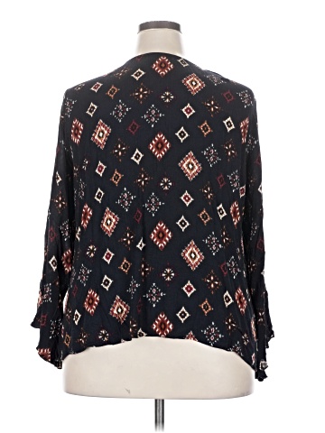 Signature Studio Long Sleeve Blouse (view 2)