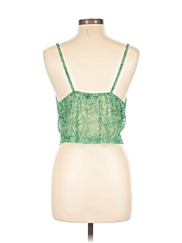 PrettyLittleThing Sleeveless Top (view 2)