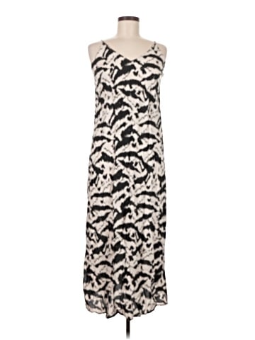 Old Navy Casual Dress (view 1)