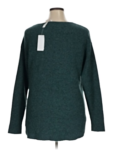 Leo & Nicole Pullover Sweater (view 2)