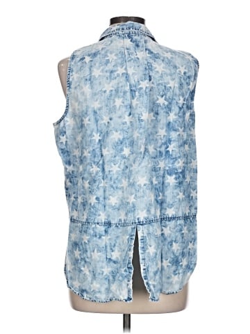 Rock & Republic Sleeveless Button-Down Shirt (view 2)