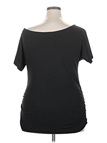 Free Kisses Short Sleeve Top (view 2)