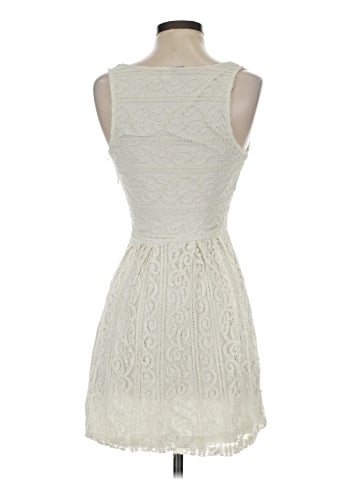 Alya Casual Dress (view 2)