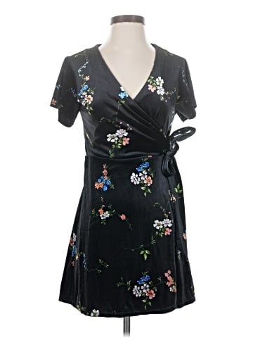 Urban Outfitters Cocktail Dress (view 1)