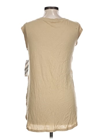 Eyeshadow Sleeveless T-Shirt (view 2)