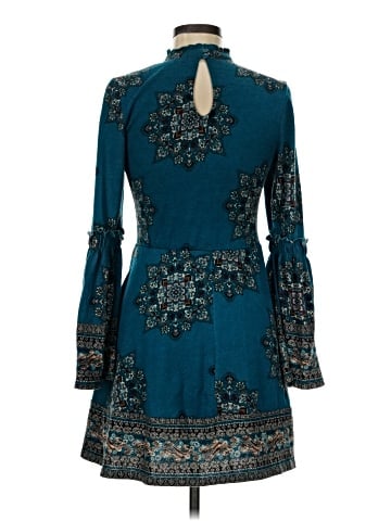 Xhilaration Casual Dress (view 2)