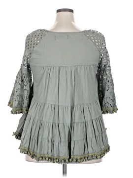 Unbranded 3/4 Sleeve Blouse (view 2)