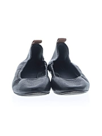 Mercedes Castillo Flats (view 2)