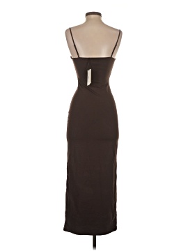 Aritzia Women's Clothing On Sale Up To 90% Off Retail | ThredUp