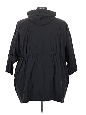 lucy Raincoat (view 2)