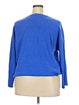 Old Navy Pullover Sweater (view 2)