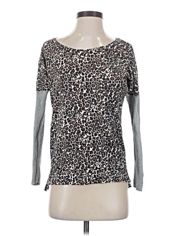 Victoria's Secret 3/4 Sleeve T-Shirt (view 1)