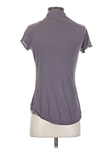 Kische Short Sleeve T-Shirt (view 2)