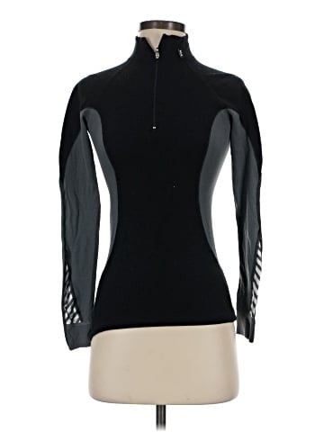 Helly Hansen Long Sleeve Top (view 1)
