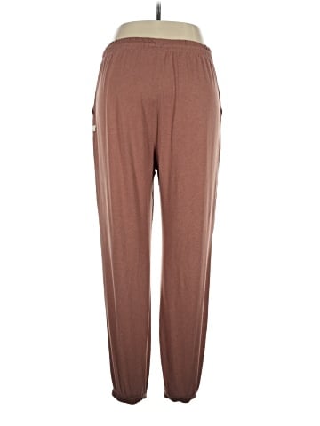 Vuori Casual Pants (view 2)
