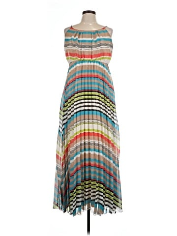 Signature by Robbie Bee Casual Dress (view 1)