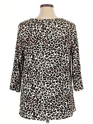 Intro 3/4 Sleeve Blouse (view 2)