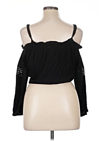 Earthbound Trading Co. 3/4 Sleeve Blouse (view 2)