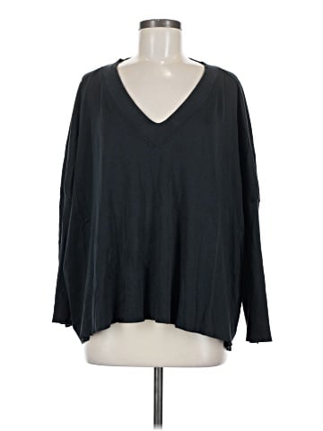 Planet By Lauren G Long Sleeve T-Shirt (view 1)