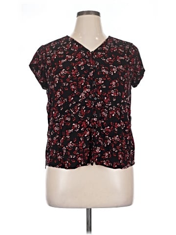 Liz Claiborne Short Sleeve Blouse (view 1)