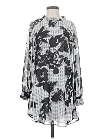 Astr Casual Dress (view 1)
