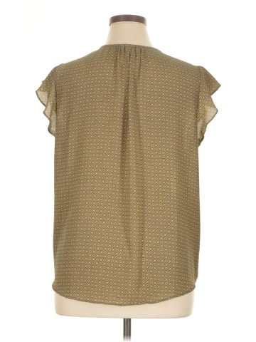 Carolina Belle Sleeveless Blouse (view 2)