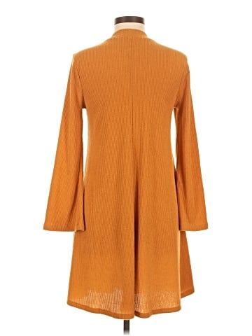 Old Navy Casual Dress (view 2)