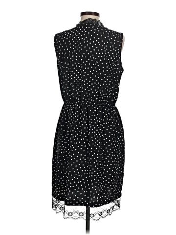 Ann Taylor LOFT Outlet Cocktail Dress (view 2)