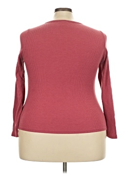 Old Navy 3/4 Sleeve T-Shirt (view 2)
