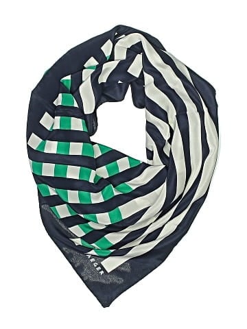 Jaeger Scarf (view 1)