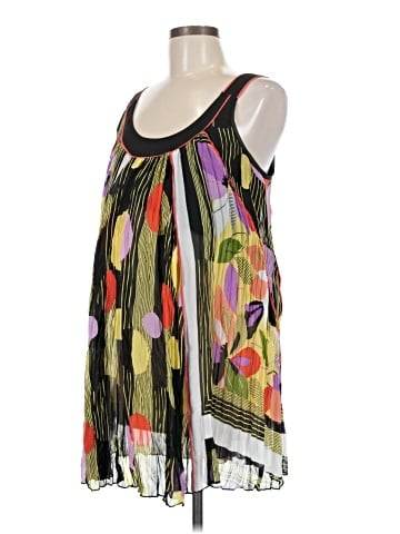 Bisou Bisou Sleeveless Blouse (view 1)