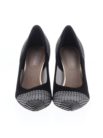 Kenneth Cole New York Heels (view 2)