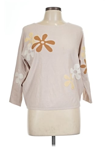 Aaeda 3/4 Sleeve T-Shirt (view 1)