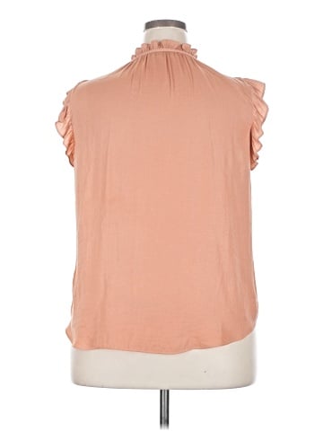Cupcakes & Cashmere Sleeveless Blouse (view 2)
