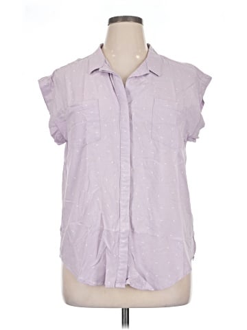 Jachs Girlfriend Sleeveless Button-Down Shirt (view 1)