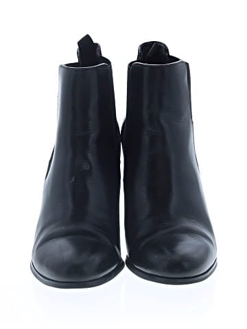 MICHAEL Michael Kors Ankle Boots (view 2)