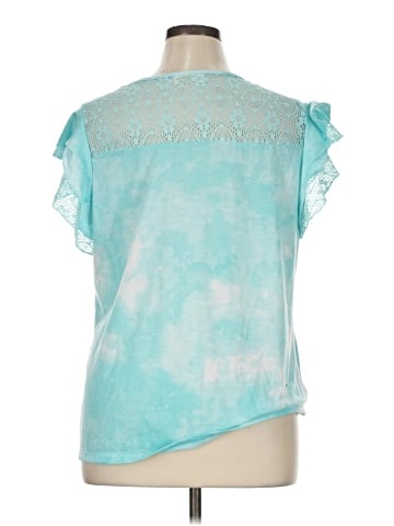 Bobbie Brooks Short Sleeve Top (view 2)