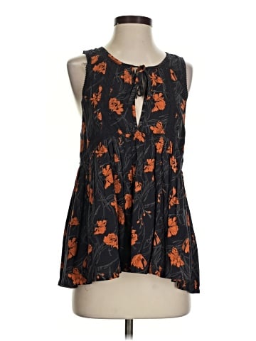 Melrose and Market Sleeveless Blouse (view 1)