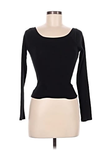 Tilly's 3/4 Sleeve T-Shirt (view 1)