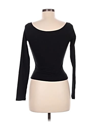 Tilly's 3/4 Sleeve T-Shirt (view 2)